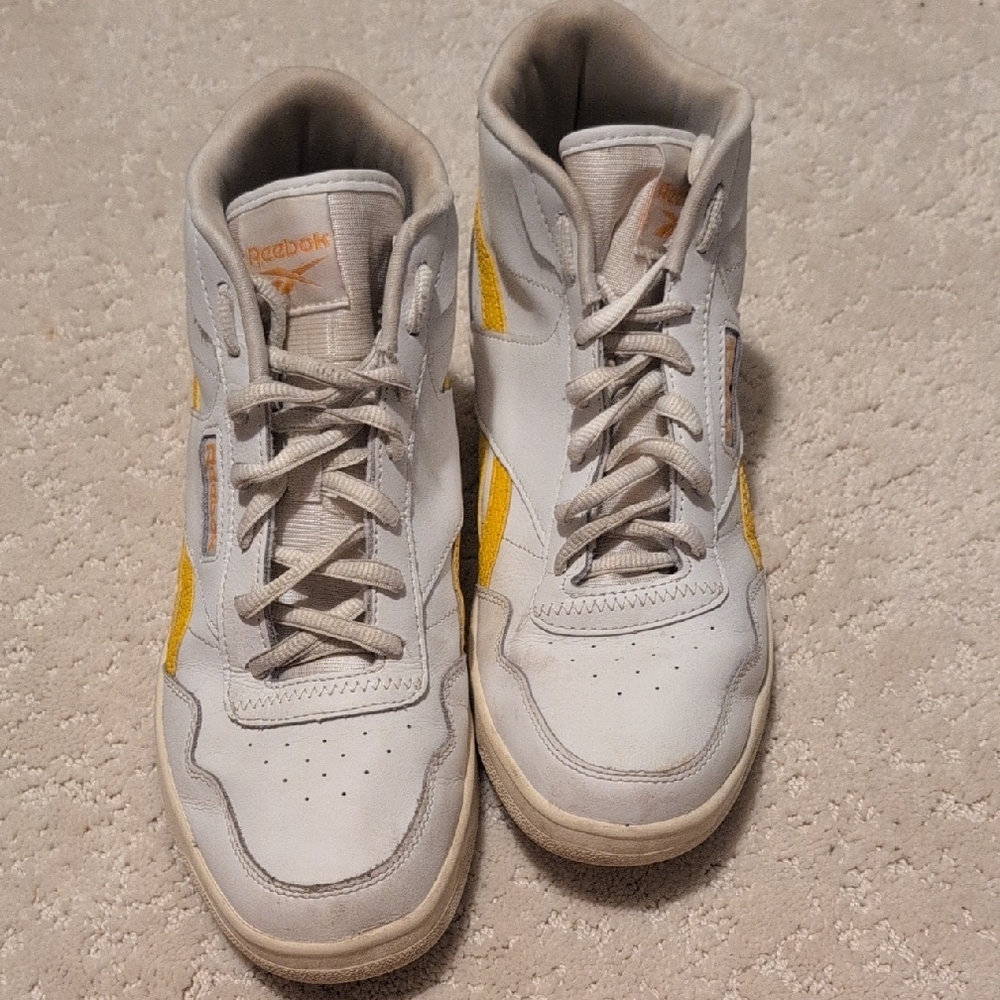 Reebok Womens Club High Tops Shoes - Picture 2 of 4
